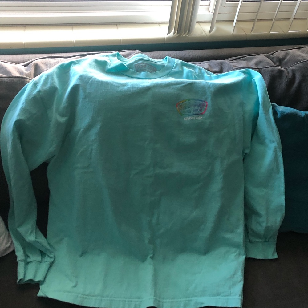 Long sleeve shirt, in great shape
